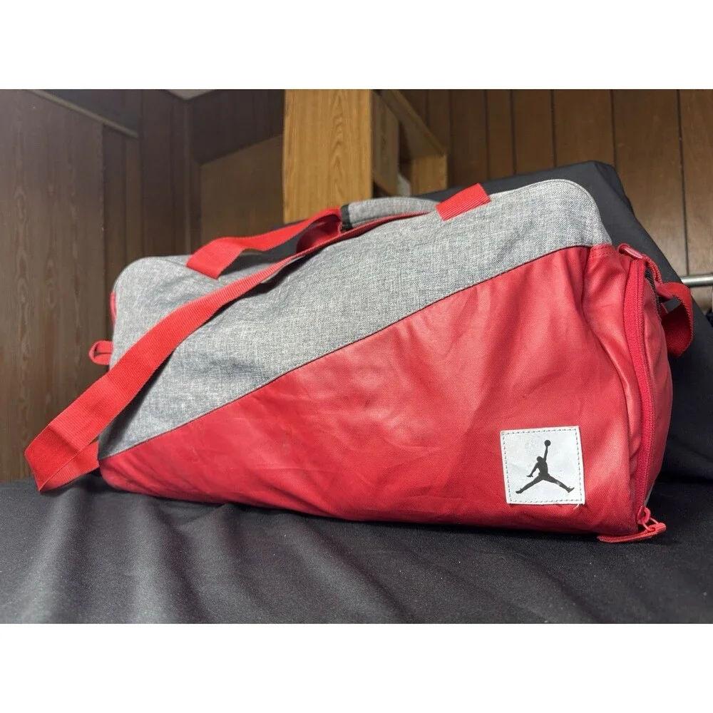 NIKE Air Jordan Jumpman Red / Grey Travel Duffle Bag Sports Athletic Gym Retro